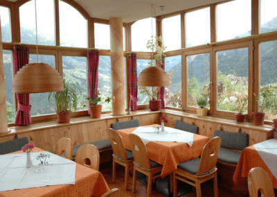 Restaurant mit Aussicht Rauth-Hof Ladis Tirol