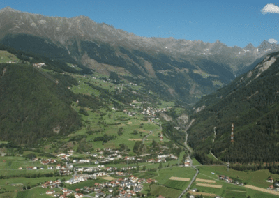 Blick ins Tal vom Gasthof Rauth-Hof in Ladis Tirol